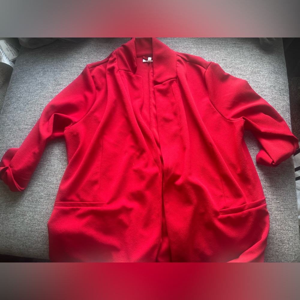 Maurice’s red blazer in size XXL.